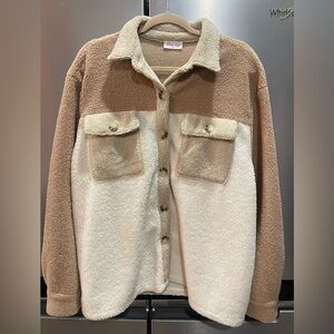 XL Women’s Sherpa Jacket